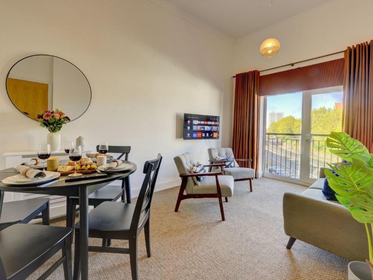 The Clement Apartment Stylish Two Bedroom Apartment Very Close To The Birmingham Arena Zewnętrze zdjęcie